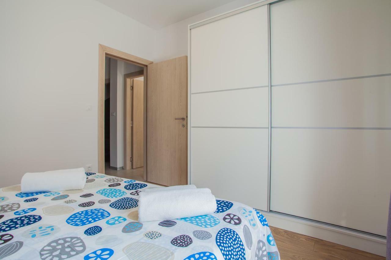 Apartment Garden Breeze Đảo Đảo Cres Ngoại thất bức ảnh